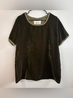 Kyla Seo Dark Olive Green Velvet Short Sleeve Pullover Crewneck Top Size Small